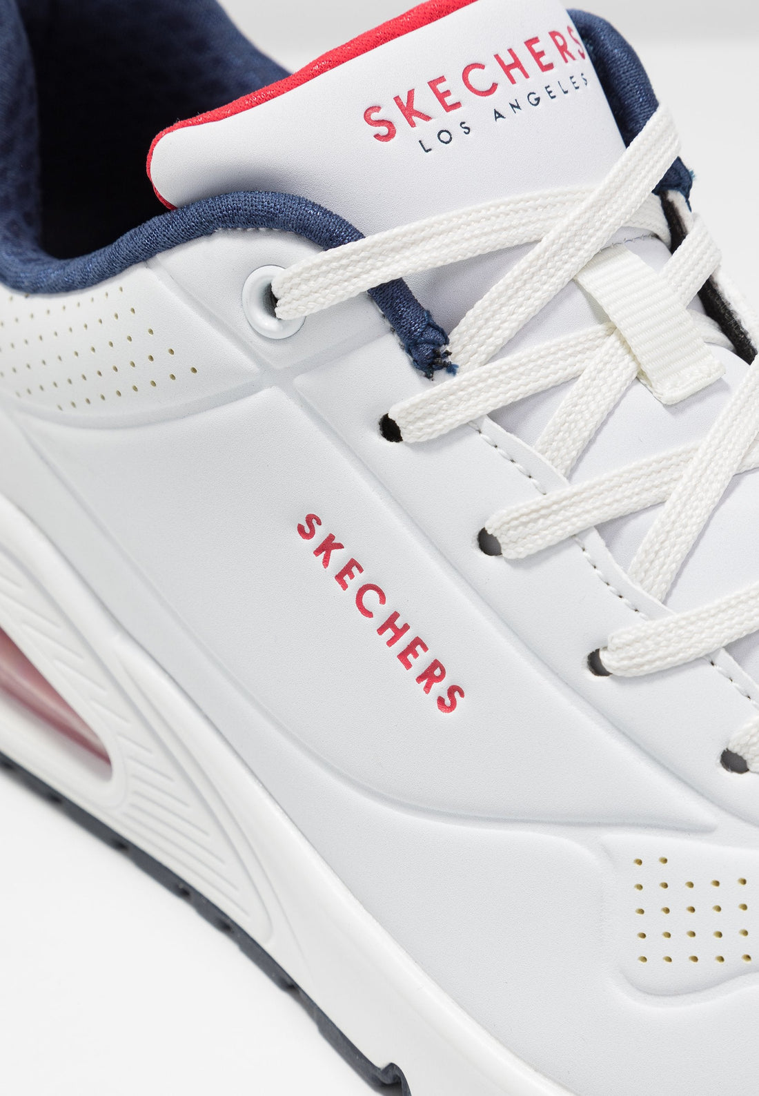 Skechers UNO – Stile, Comfort e Tecnologia Innovativa